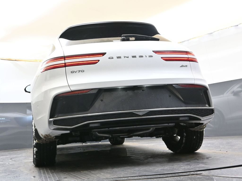 New 2026 Genesis GV70 2.5T Advanced image 32