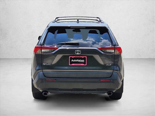 Used 2021 Toyota RAV4 XLE w/ Convenience Package FWD image 6