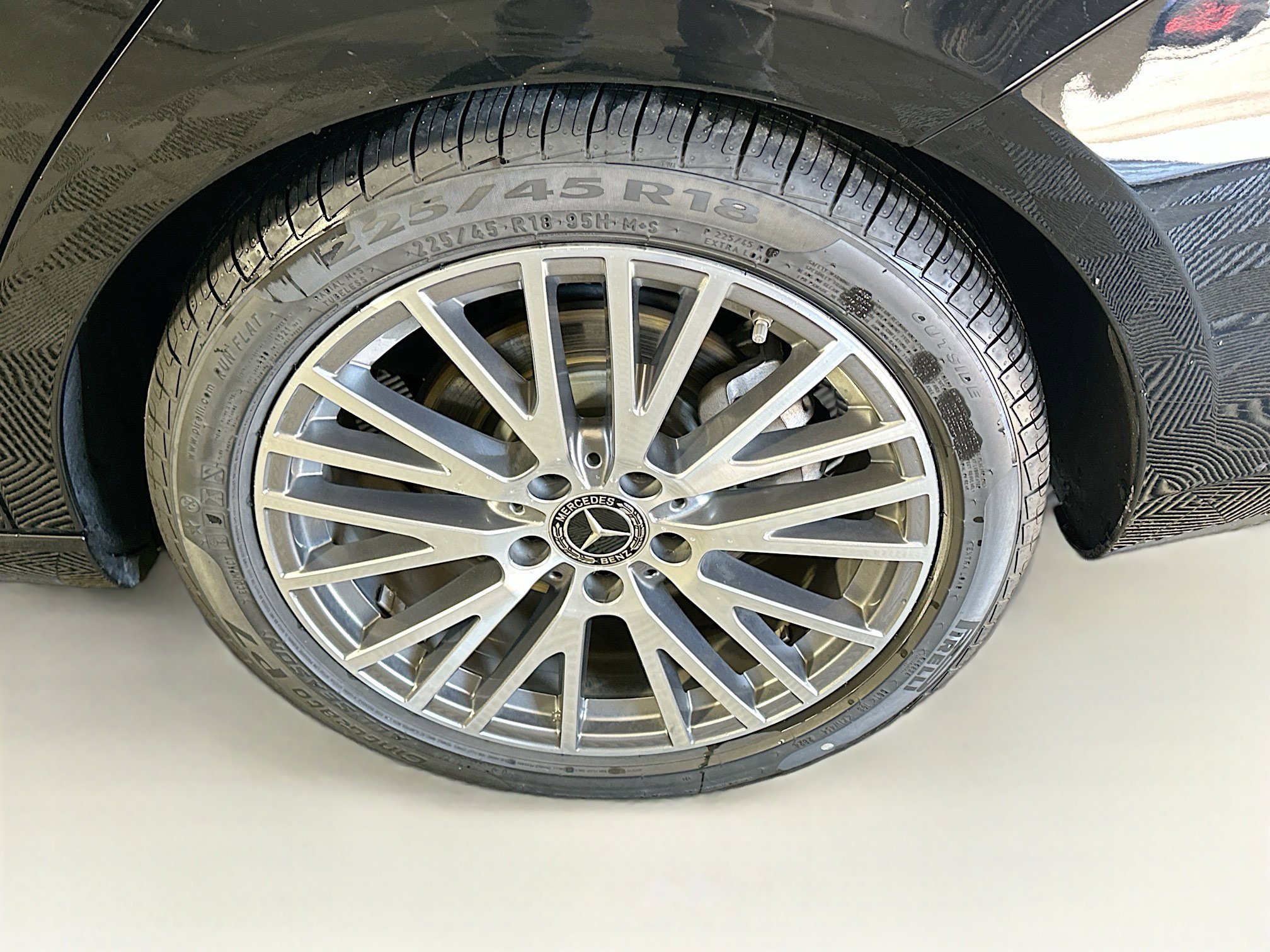 Used 2025 Mercedes-Benz CLA 250 image 11