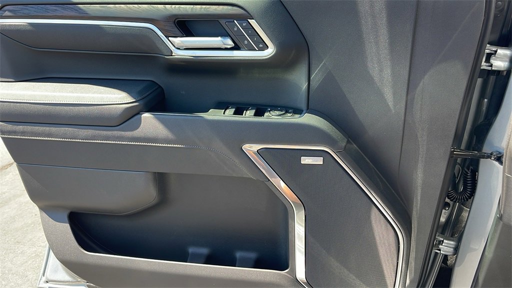 New 2026 GMC Sierra 1500 SLT w/ SLT Premium Plus Package image 26