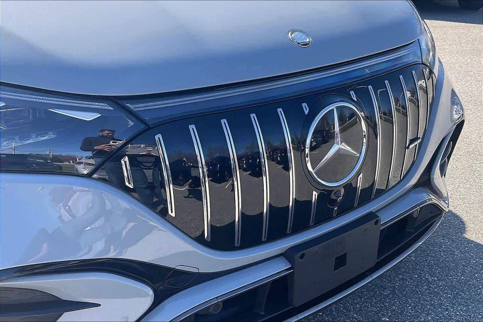 Used 2024 Mercedes-Benz EQE AMG 4MATIC SUV image 28