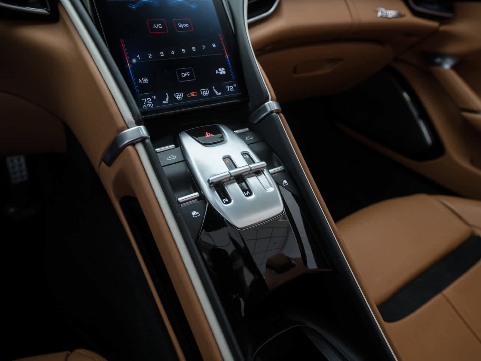 Used 2024 Ferrari Roma Spider image 25