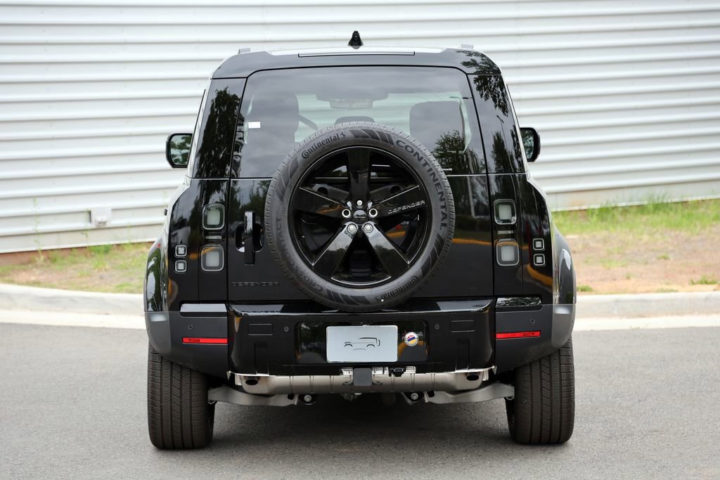 New 2026 Land Rover Defender 110 S AWD/4WD image 3