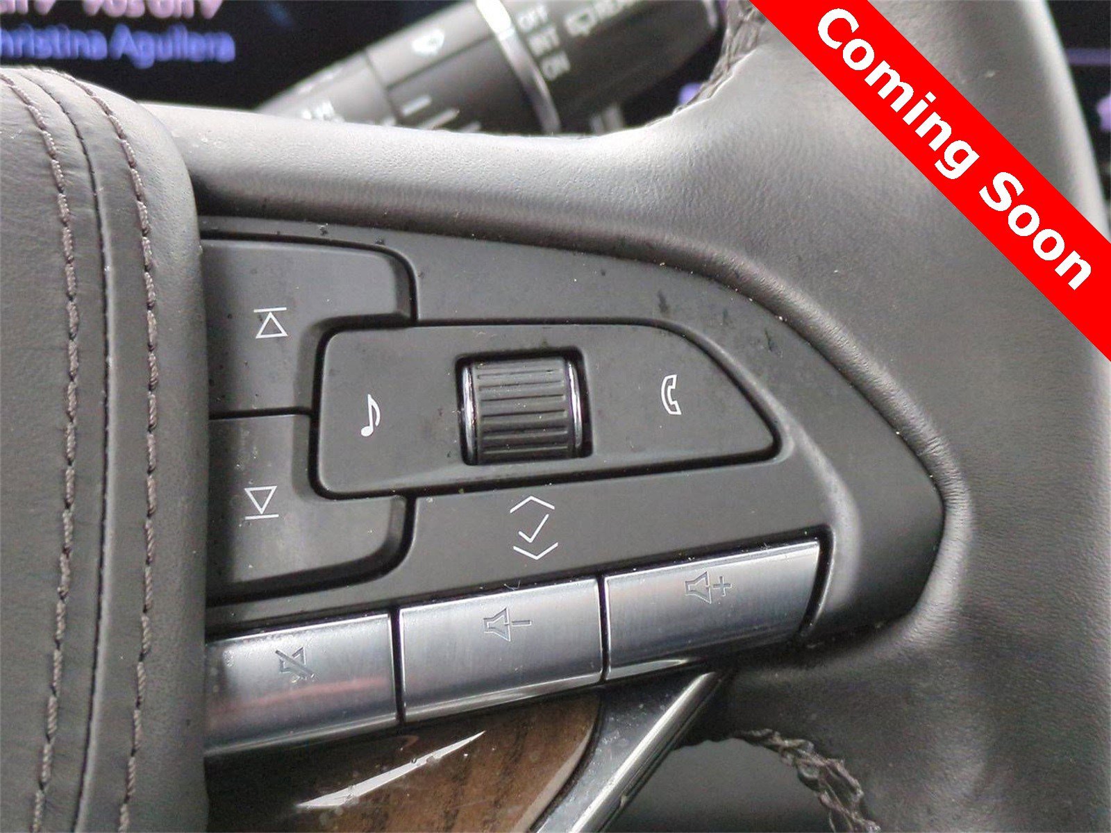 Certified 2024 Cadillac Escalade Sport Platinum w/ LPO, ONYX Package image 22