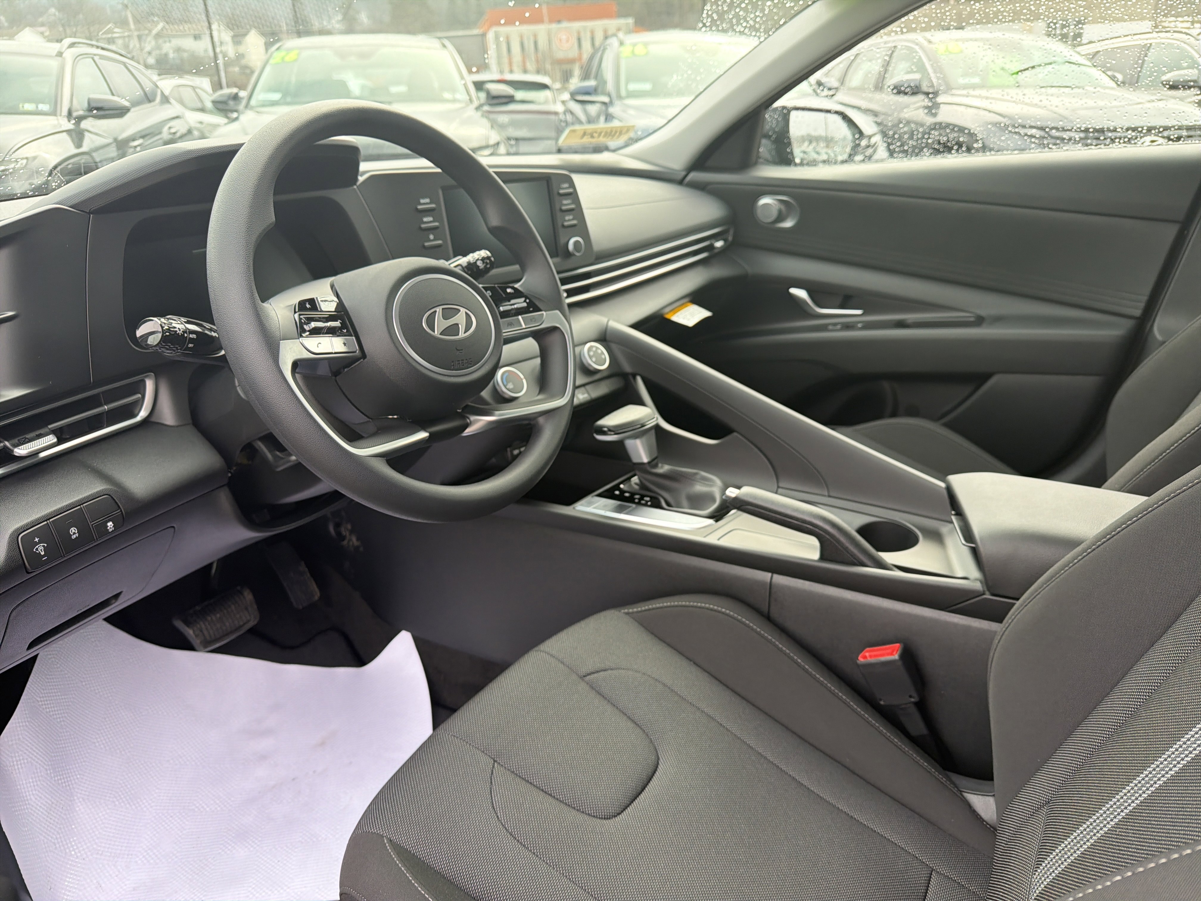 New 2026 Hyundai Elantra SE w/ Cargo Package image 11