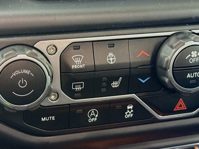 Used 2022 Jeep Gladiator Overland image 20