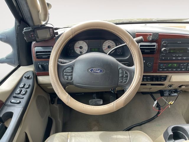 Used 2006 Ford F250 Lariat image 12