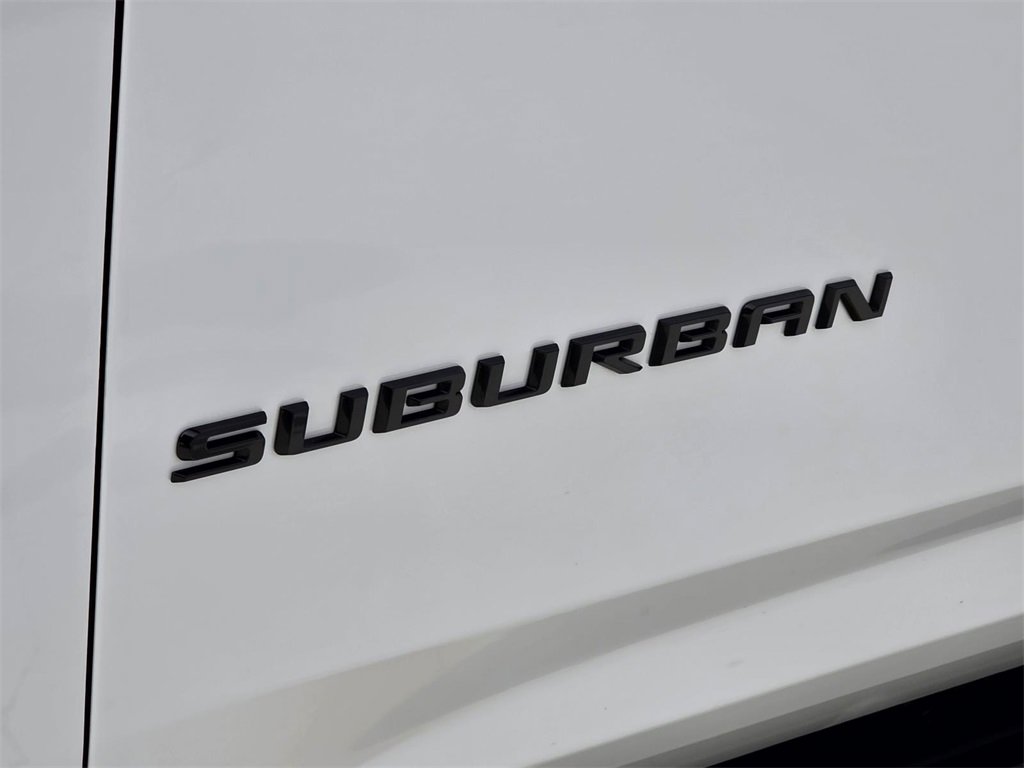 Used 2024 Chevrolet Suburban RST image 36