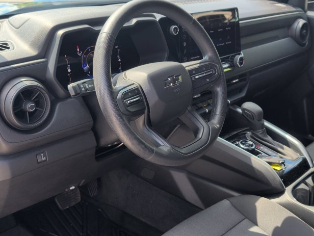 Used 2023 Chevrolet Colorado Trail Boss w/ Technology Package AWD/4WD image 19