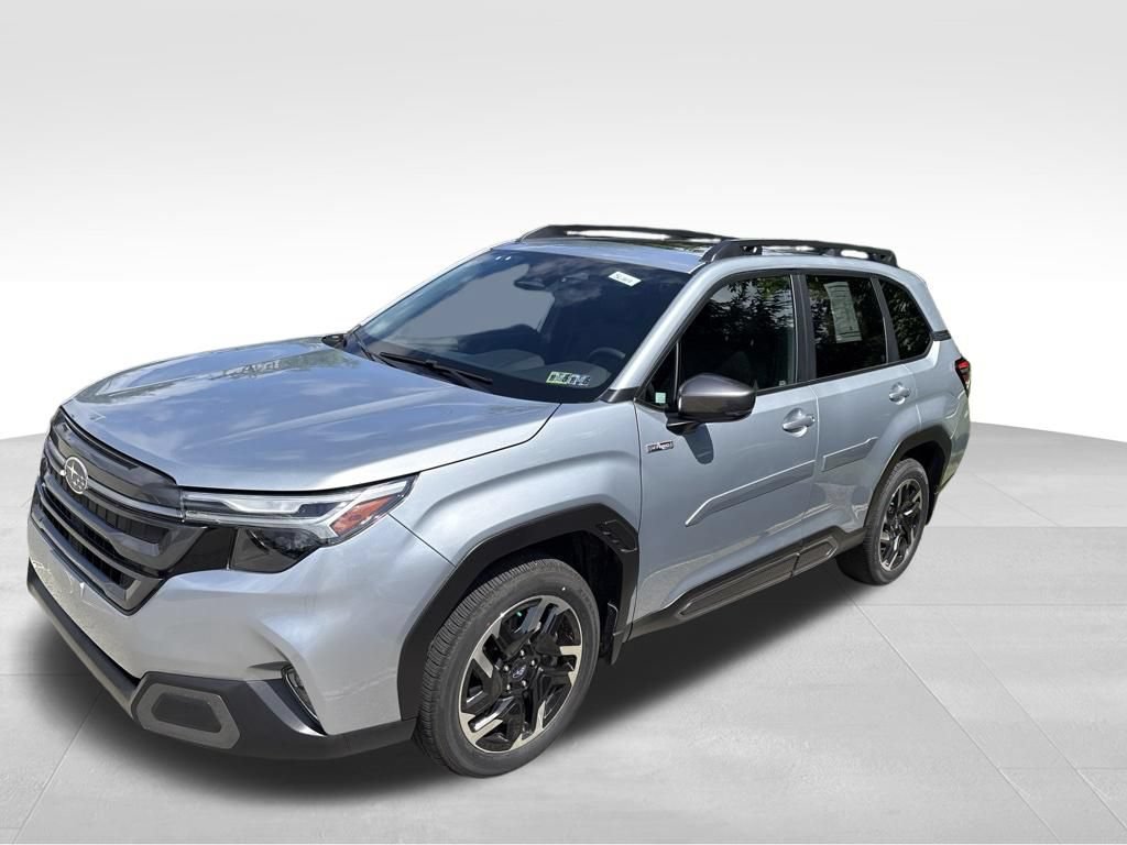 Used 2025 Subaru Forester Limited AWD/4WD image 2