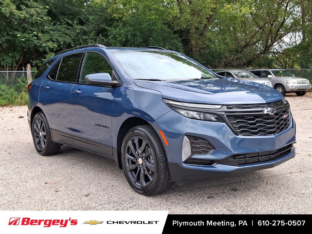 Used 2024 Chevrolet Equinox RS w/ LPO, Cargo Package AWD/4WD image 2