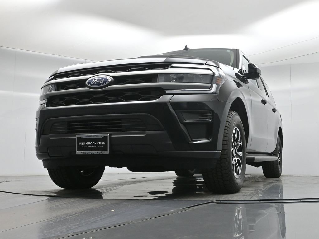 Certified 2024 Ford Expedition Max XLT image 45