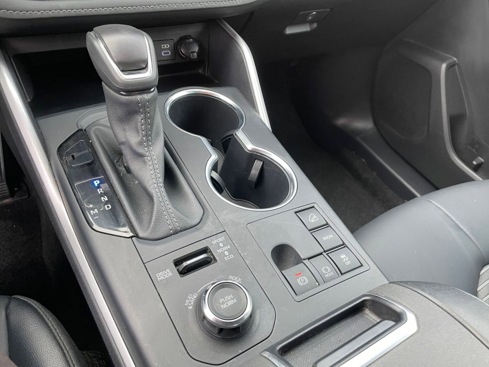 Used 2025 Toyota Highlander XSE image 44