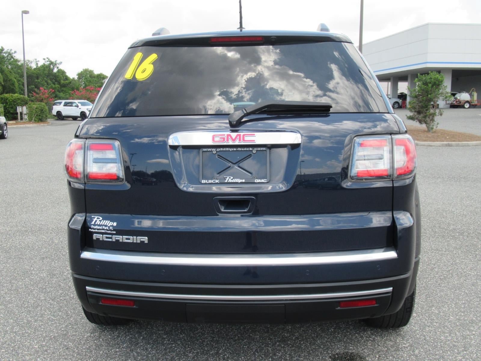 Used 2016 GMC Acadia SLT w/ Open Road Package FWD image 6