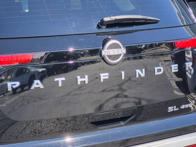 Certified 2025 Nissan Pathfinder SL AWD/4WD image 10