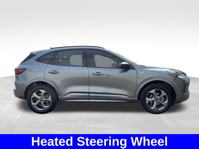Used 2024 Ford Escape ST-Line w/ Tech Pack #1 AWD/4WD image 6