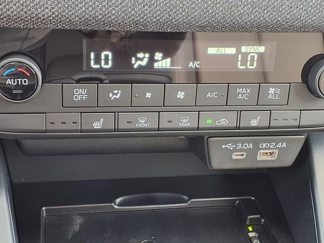 New 2026 Subaru Outback Limited AWD/4WD image 13