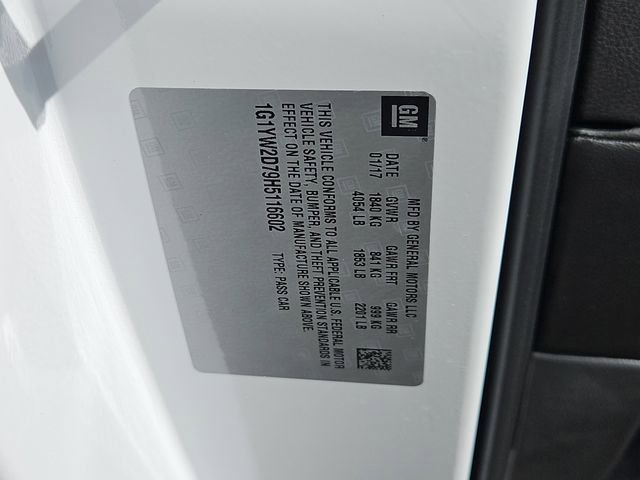 Used 2017 Chevrolet Corvette Grand Sport w/ Carbon Flash Badge Package image 25