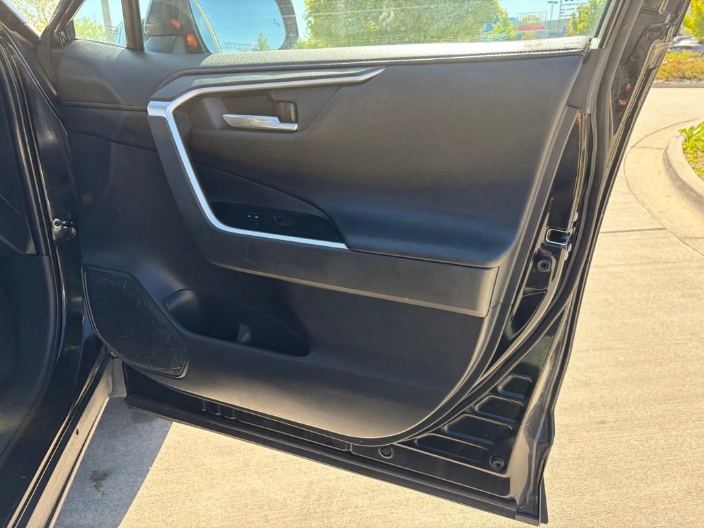Used 2019 Toyota RAV4 Adventure AWD/4WD image 23