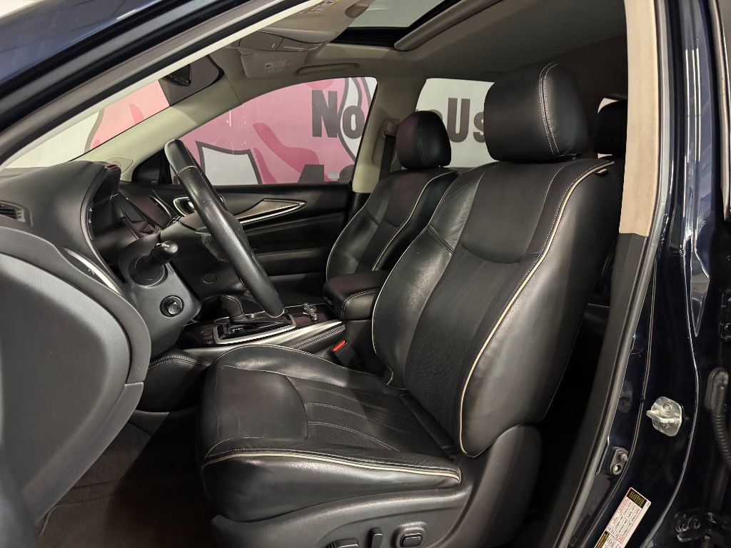 Used 2019 INFINITI QX60 Luxe w/ Essential Package image 16