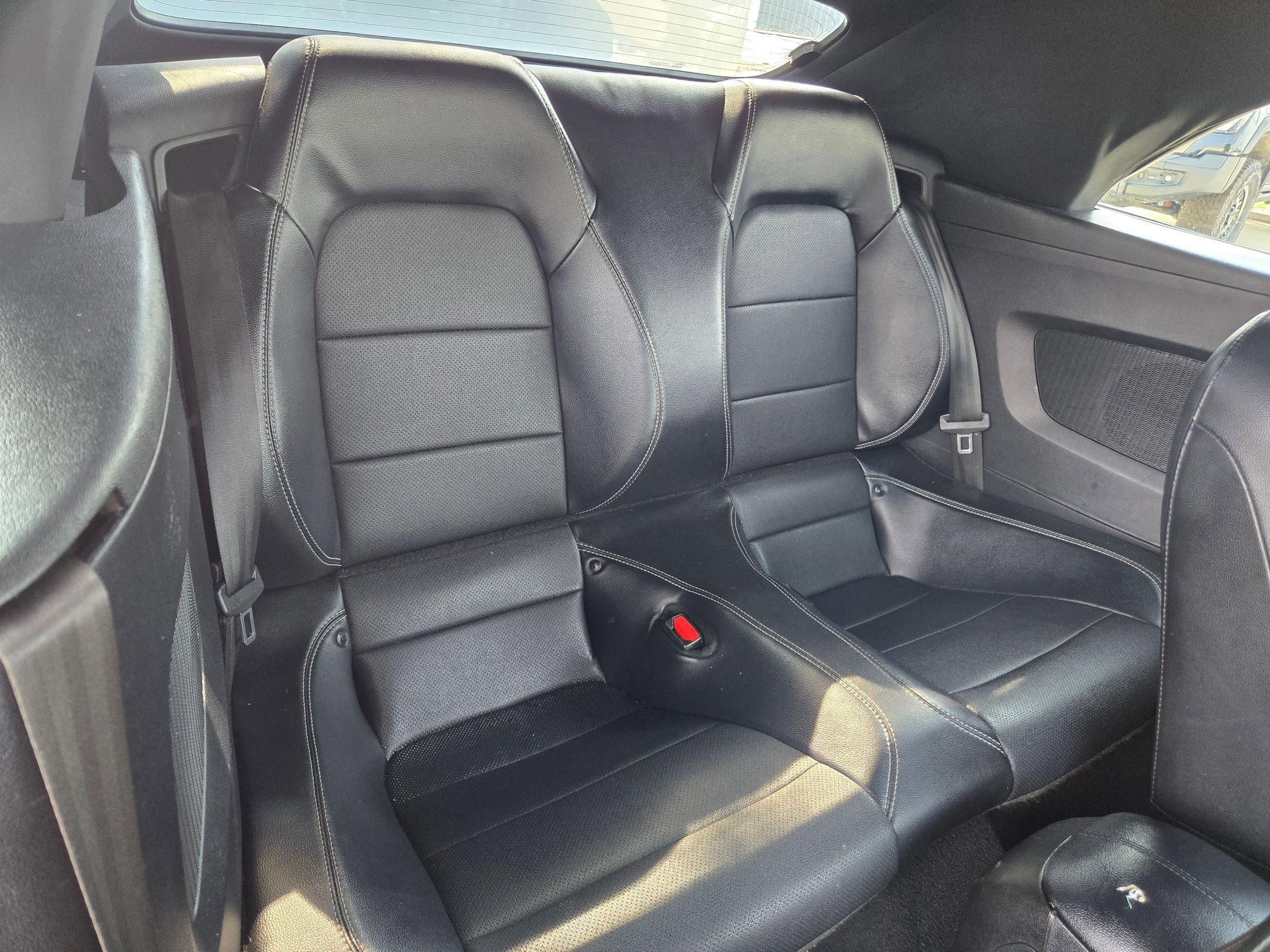 Used 2021 Ford Mustang Premium RWD image 23