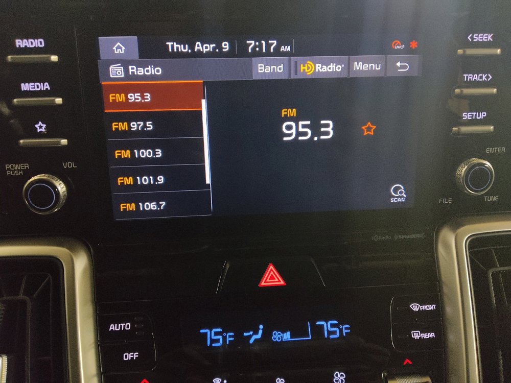 Used 2021 Kia Sorento S FWD image 25