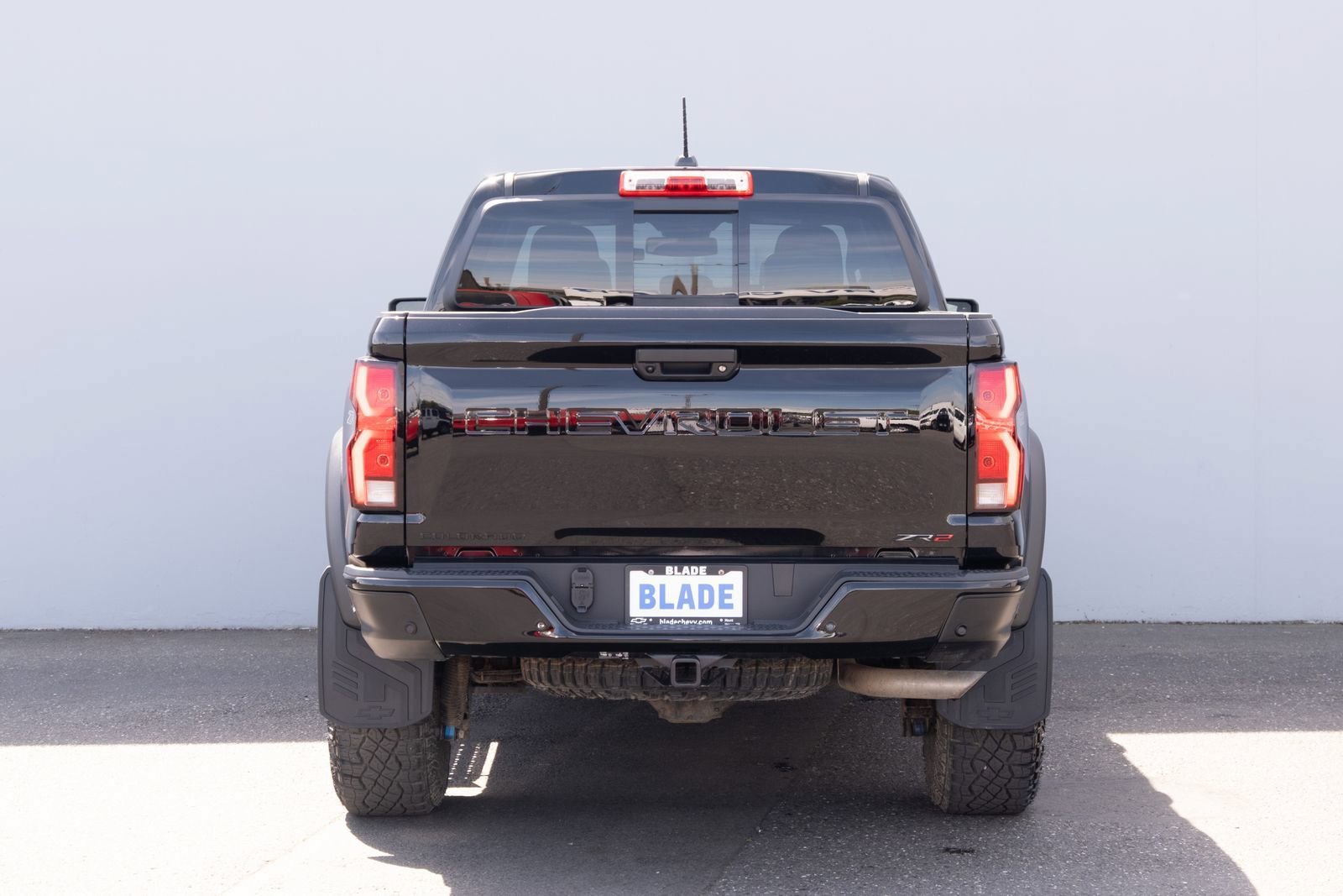 Used 2026 Chevrolet Colorado ZR2 w/ Technology Package AWD/4WD image 23