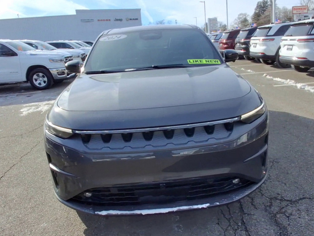 Used 2024 Jeep Wagoneer Launch Edition image 3