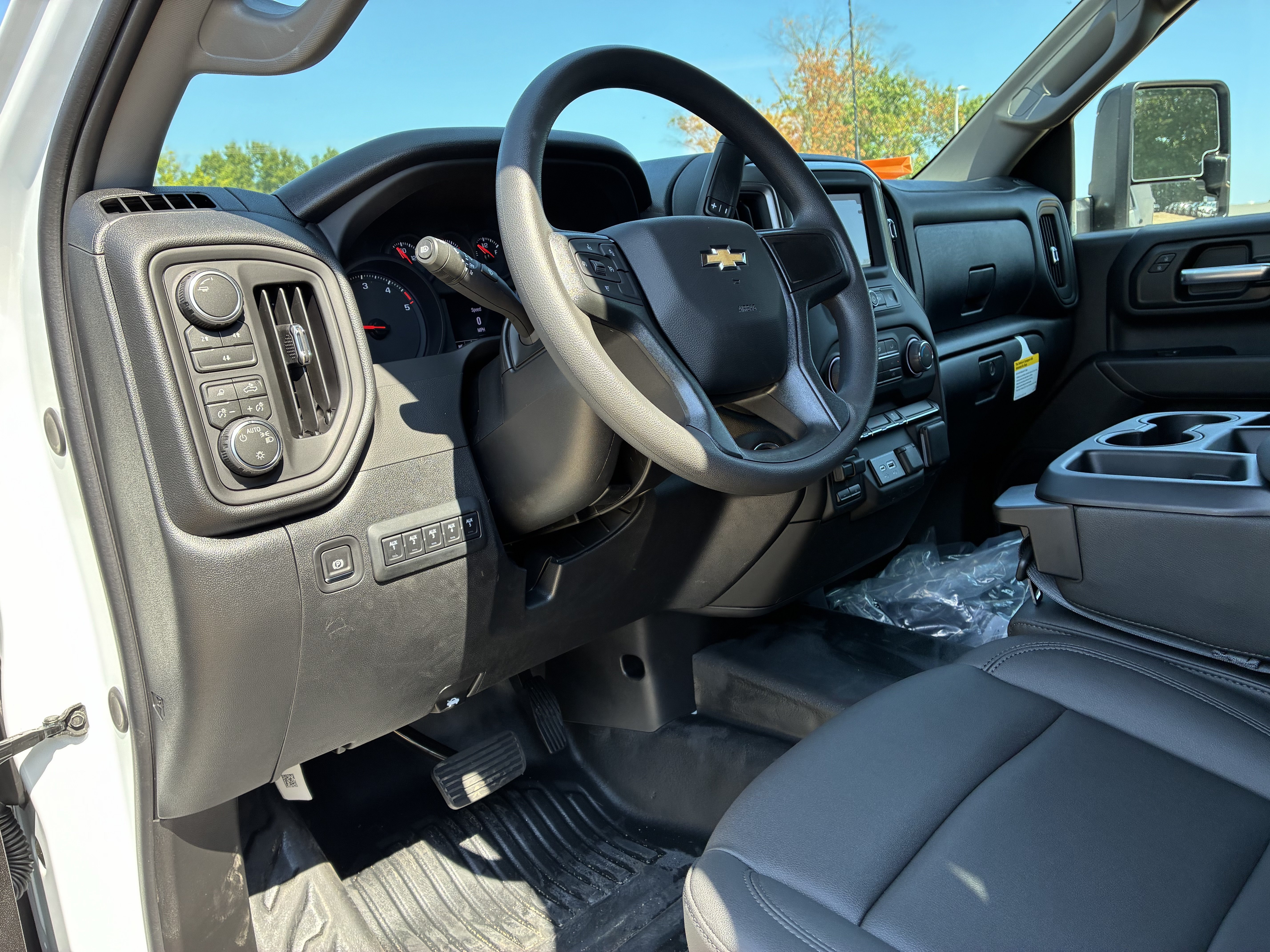 New 2026 Chevrolet Silverado 3500 W/T w/ WT Convenience Package AWD/4WD image 29