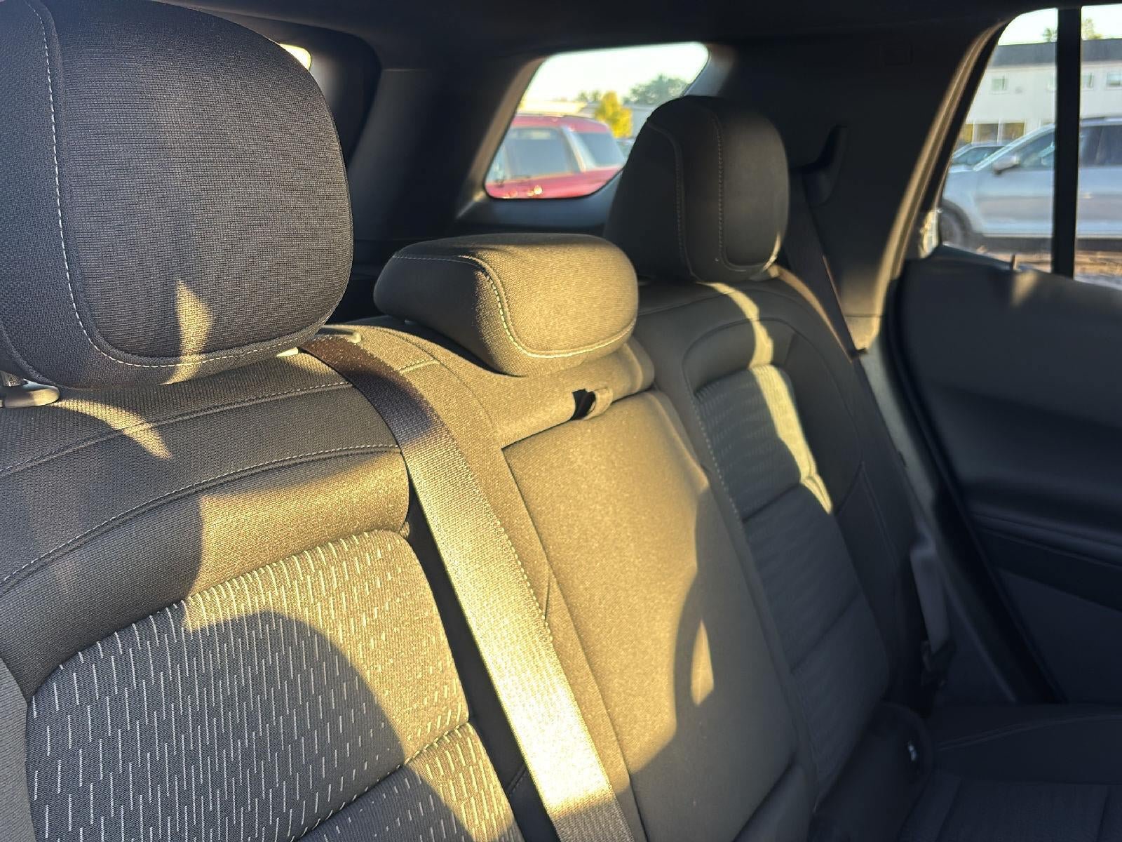 Used 2026 Chevrolet Equinox LT FWD image 23