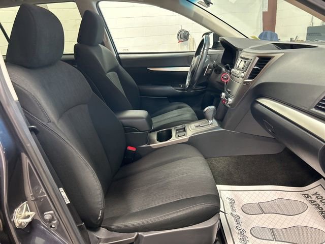 Used 2013 Subaru Outback 2.5i Premium w/ All-Weather Pkg image 16