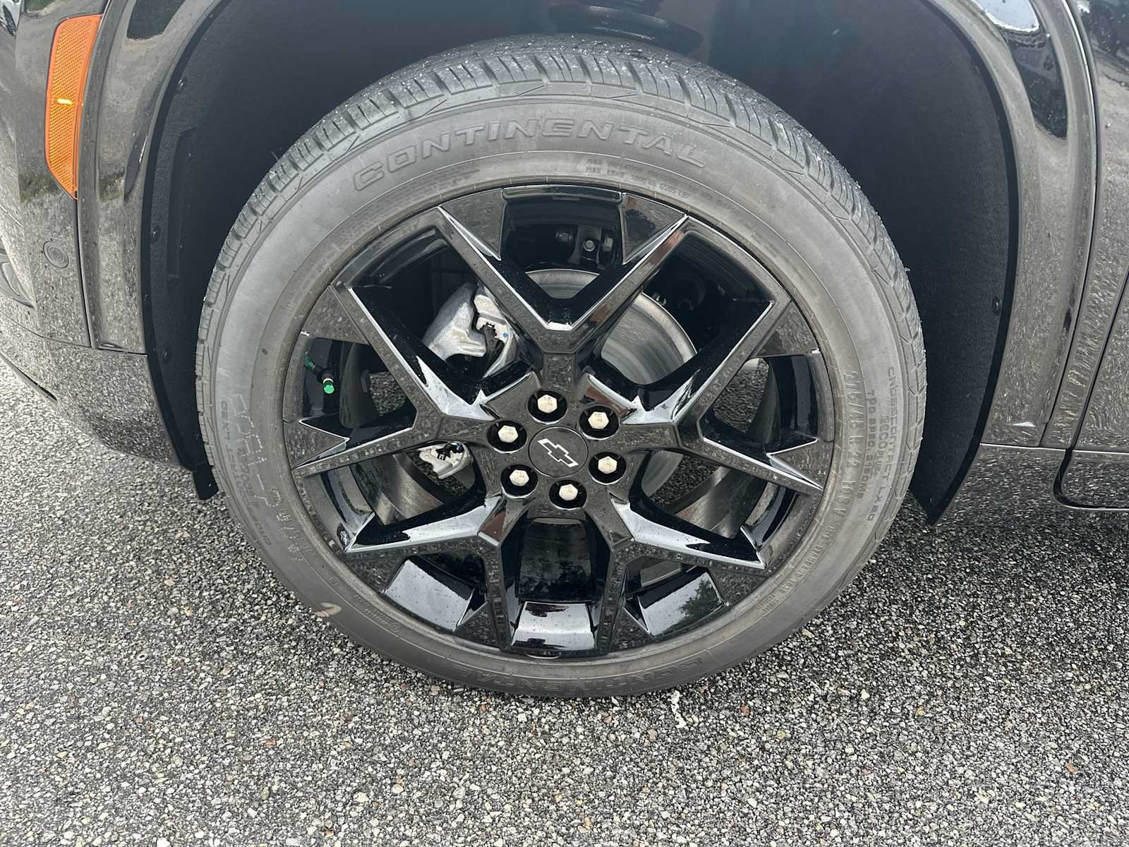New 2026 Chevrolet Traverse RS w/ LPO, Floor Liner Package FWD image 12