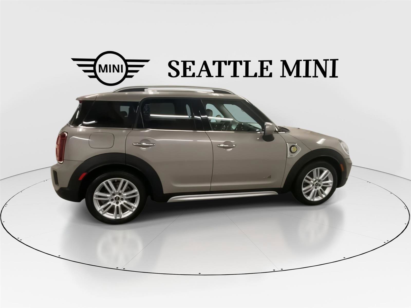 Used 2023 MINI Cooper Countryman SE w/ Signature Upholstery Package AWD/4WD image 12