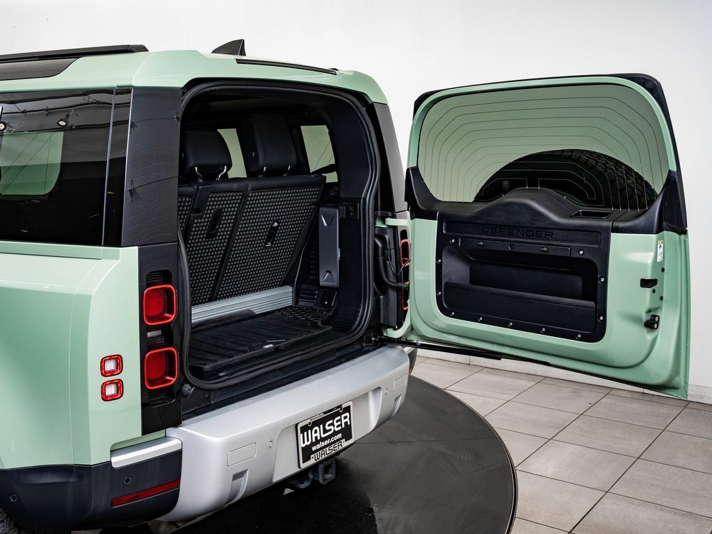 Used 2023 Land Rover Defender 110 75th Limited Edition image 23