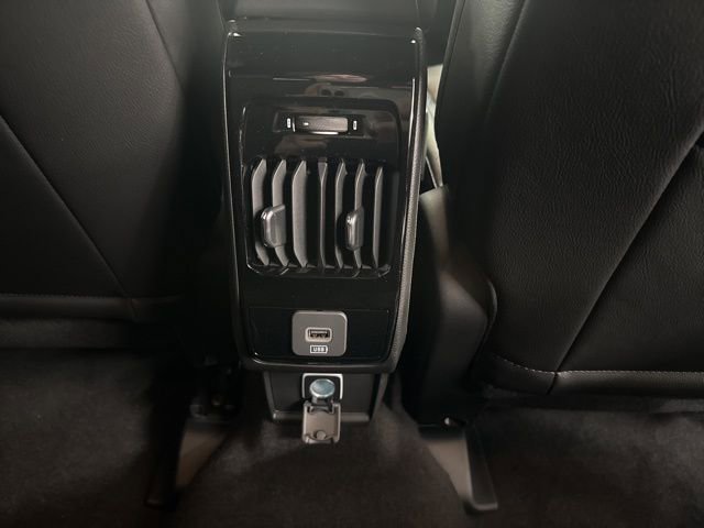 New 2026 Jeep Compass Limited image 30