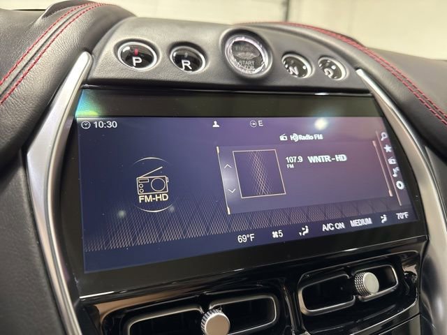Used 2021 Aston Martin DBX image 32