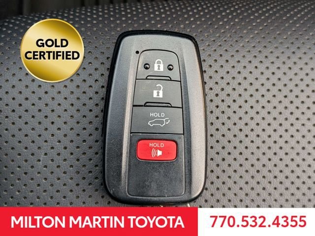 Certified 2020 Toyota RAV4 Limited w/ Limited Grade Weather Package AWD/4WD image 29