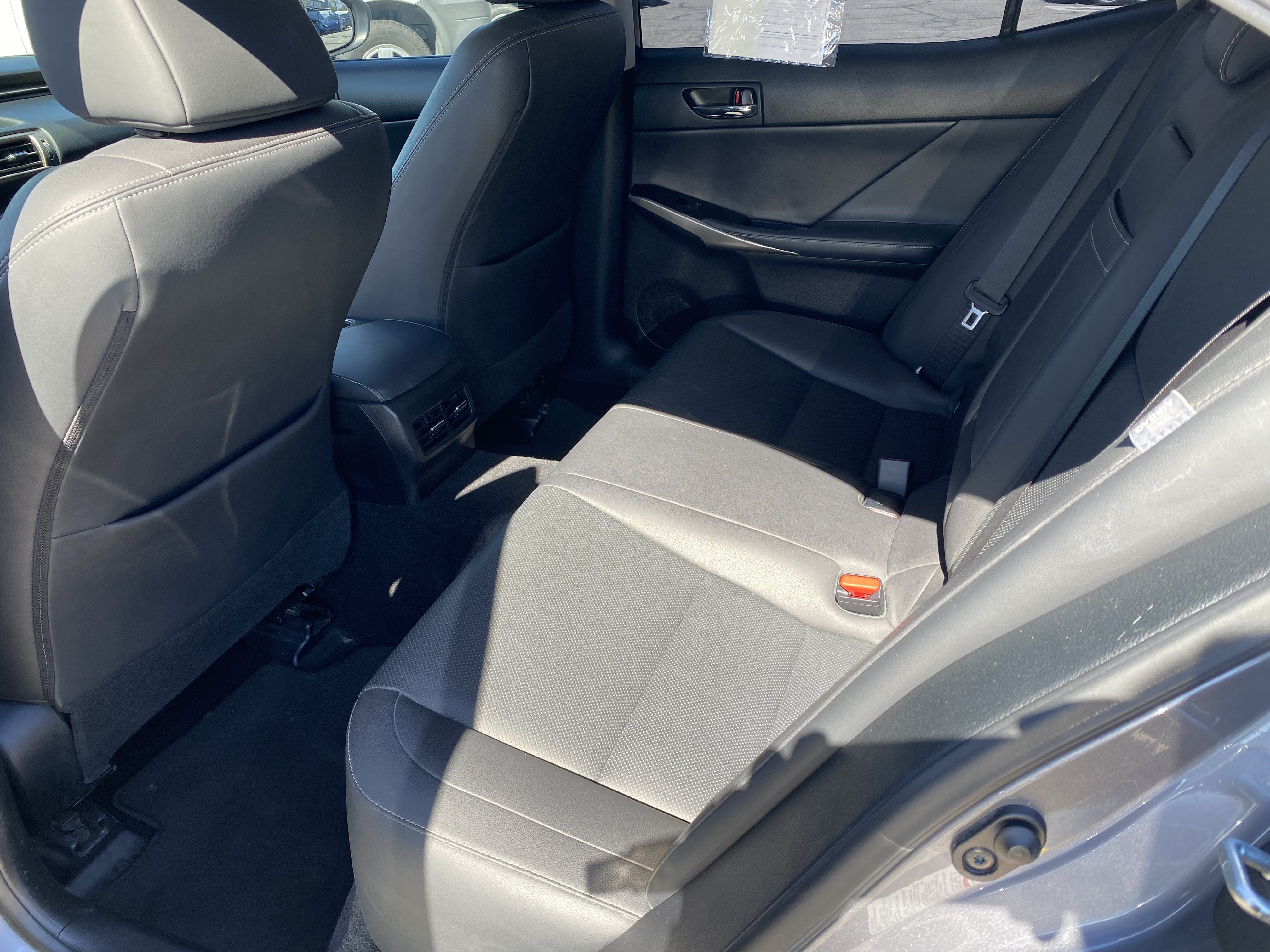 Used 2016 Lexus IS 200t RWD image 16