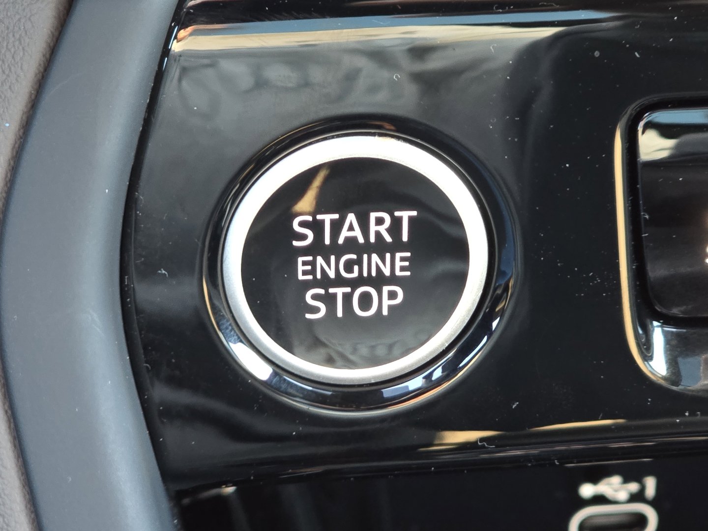 Certified 2025 Audi Q5 Premium w/ Convenience Package image 20