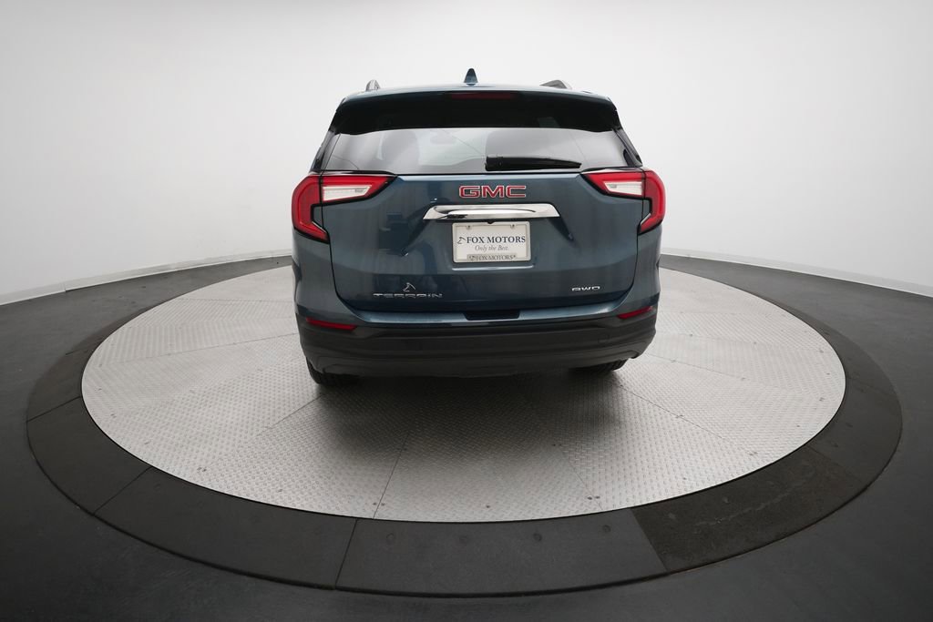 Used 2024 GMC Terrain SLE w/ Driver Convenience Package image 24