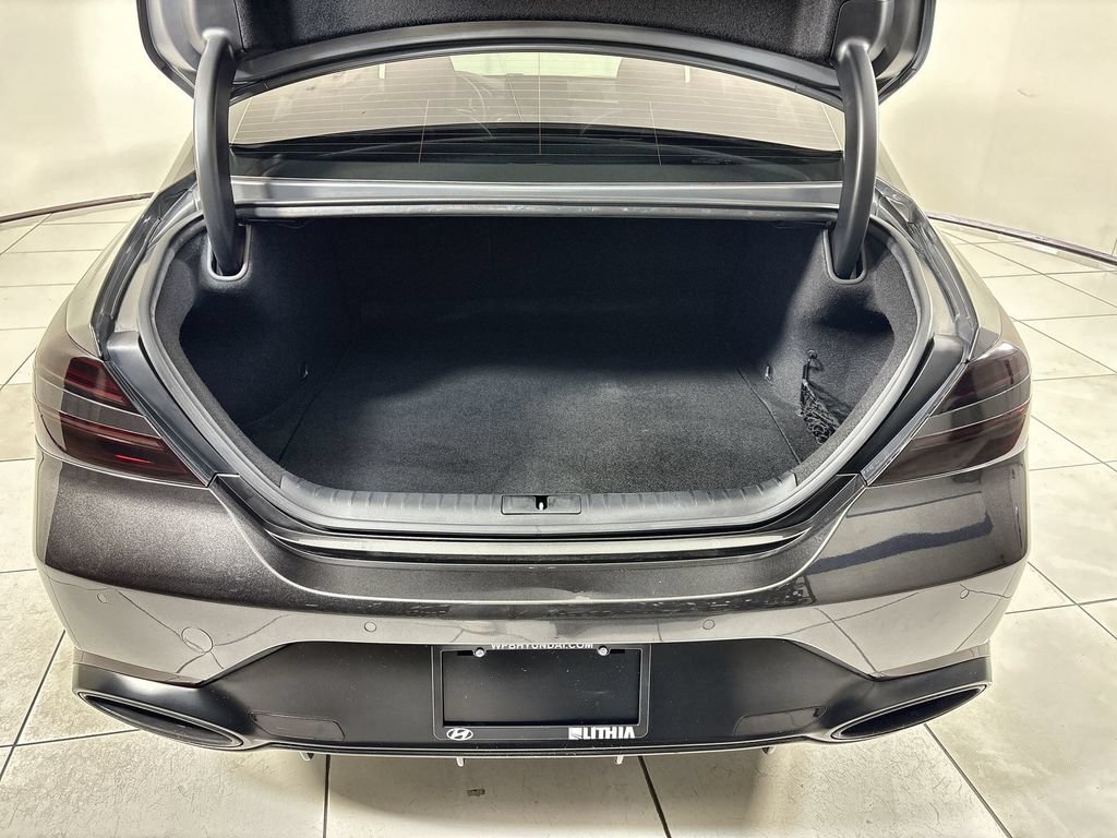 Used 2022 Genesis G70 2.0T RWD image 21