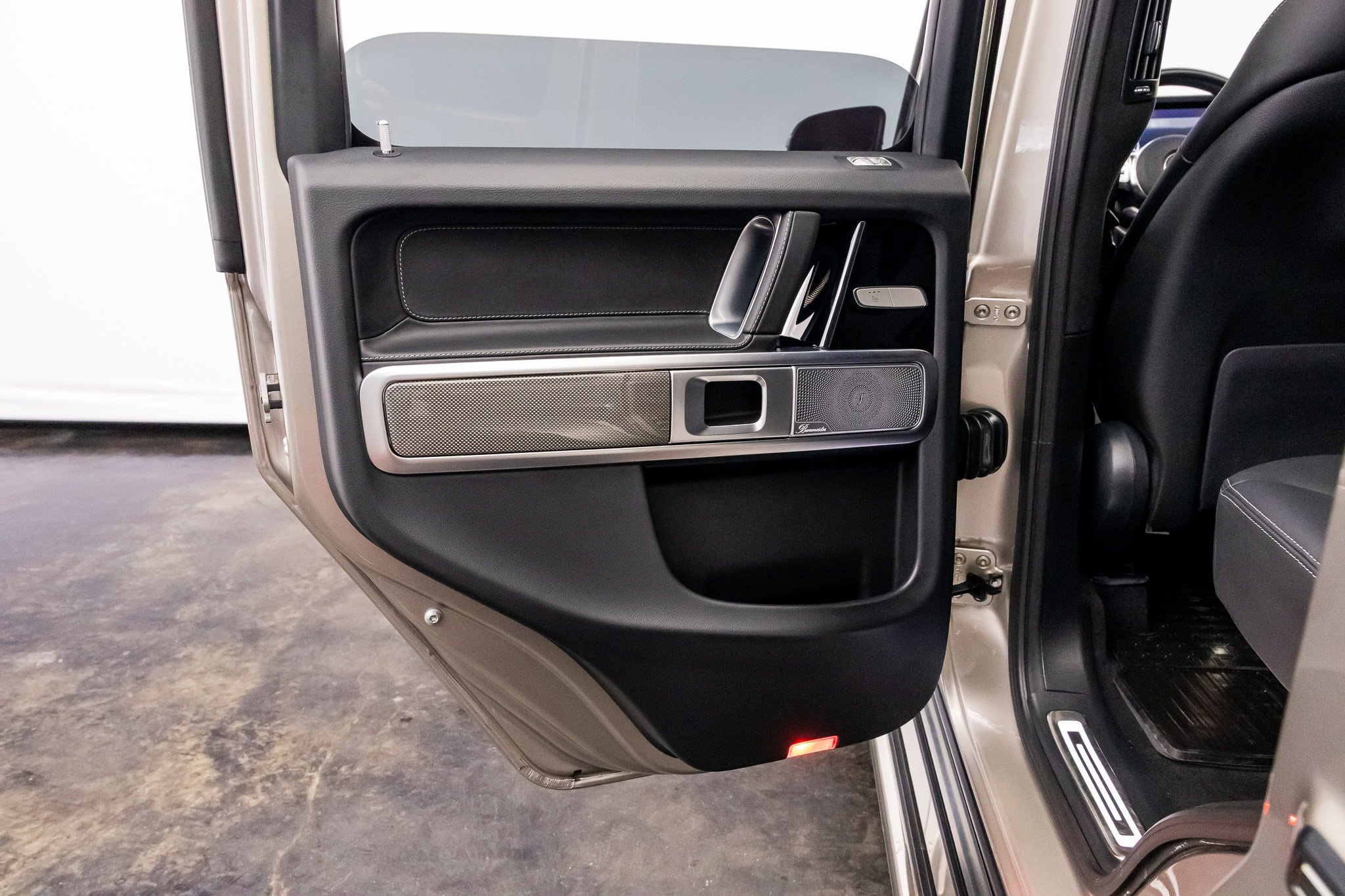 Used 2023 Mercedes-Benz G 550 image 43