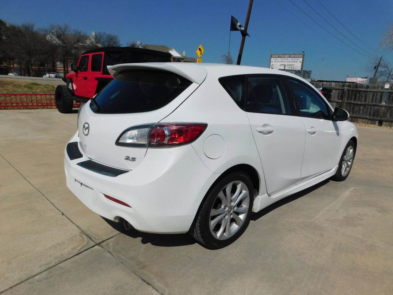 Used 2011 MAZDA MAZDA3 s Sport FWD image 8