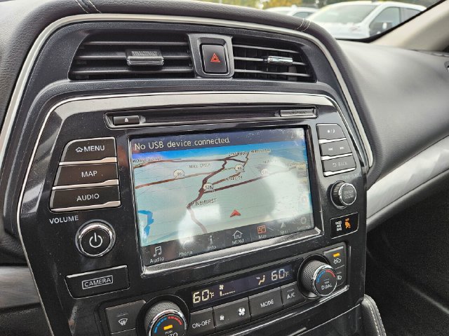 Used 2017 Nissan Maxima 3.5 SL w/ Interior Lighting Package FWD image 28
