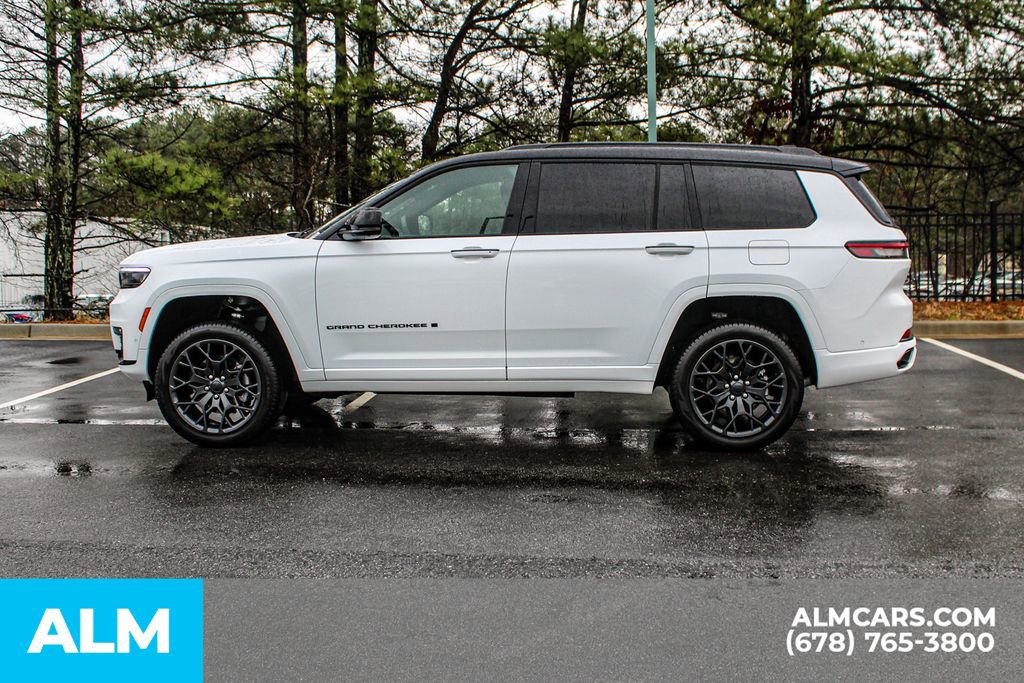 Used 2024 Jeep Grand Cherokee L Summit w/ Advanced Protech Group IV image 7