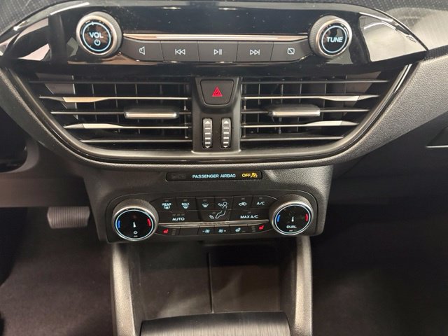 Used 2025 Ford Escape ST-Line Select AWD/4WD image 9