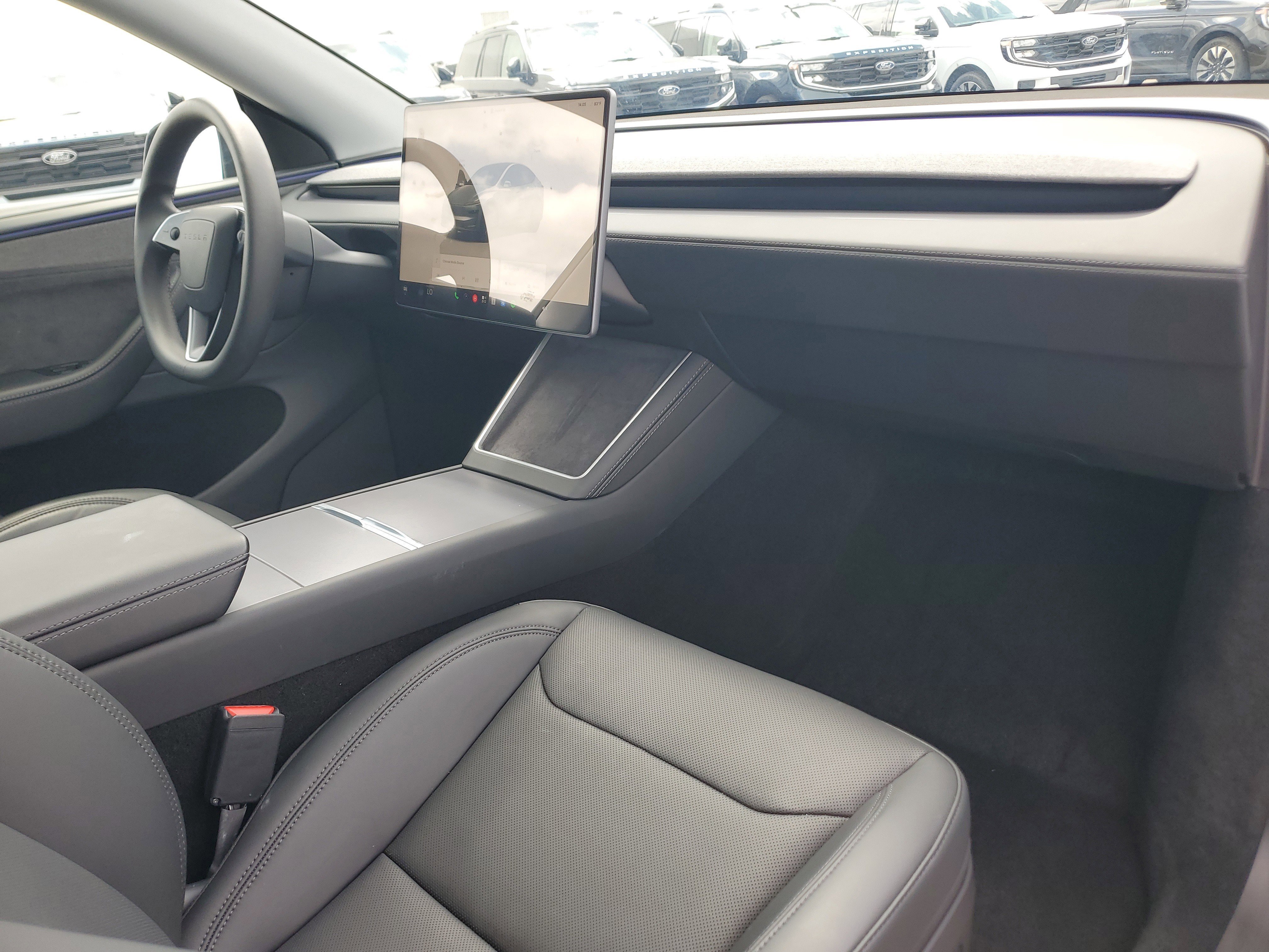 Used 2026 Tesla Model Y Long Range AWD/4WD image 21
