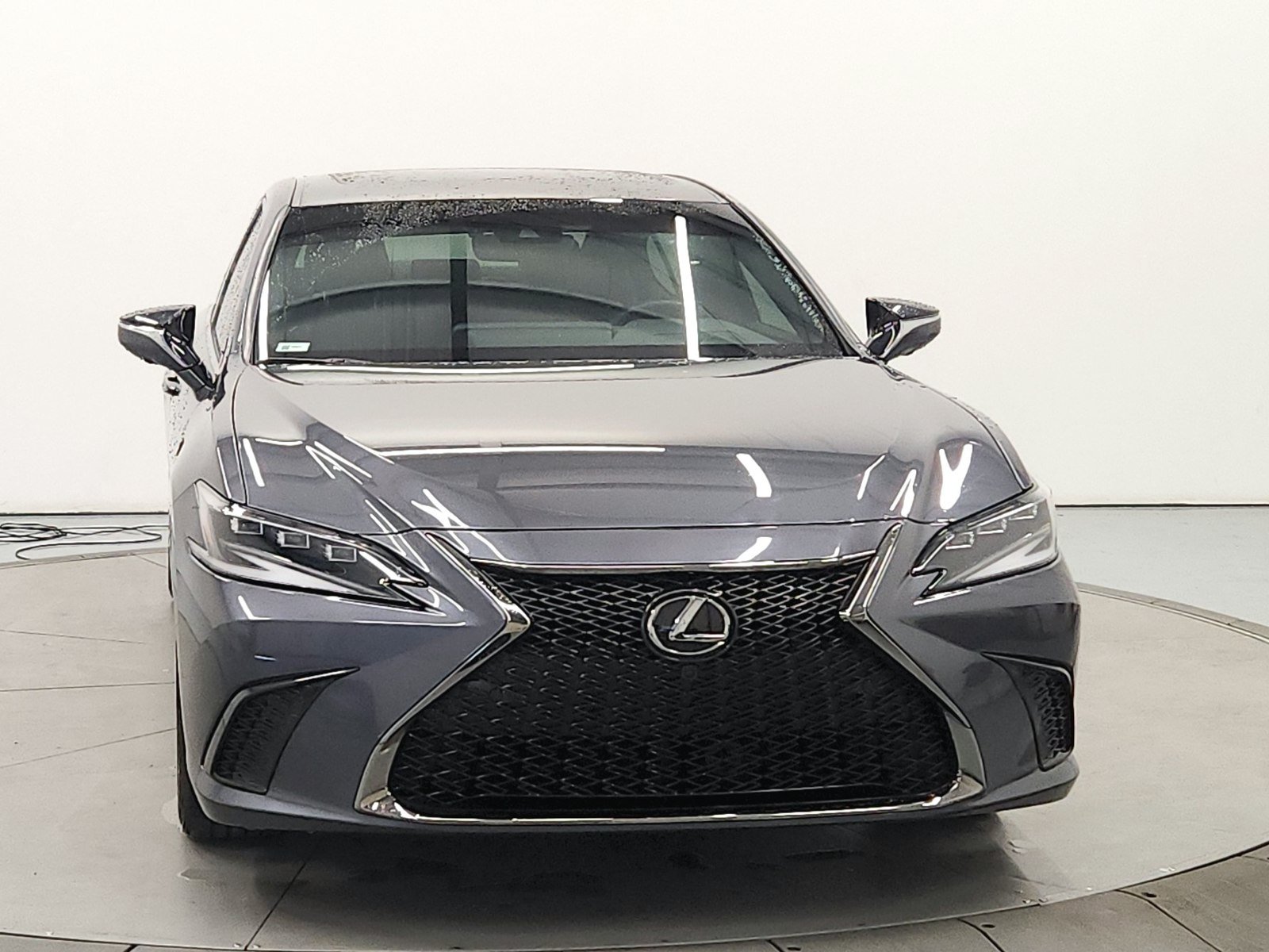 Used 2024 Lexus ES 300h F Sport w/ Accessory Package (Z2) FWD image 2