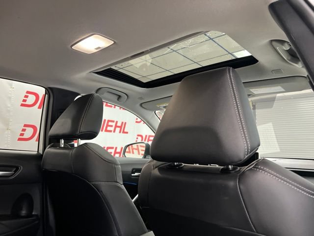 Used 2023 Toyota Corolla Cross XLE w/ Convenience Package FWD image 12