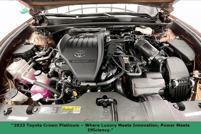 Used 2023 Toyota Crown Platinum image 9